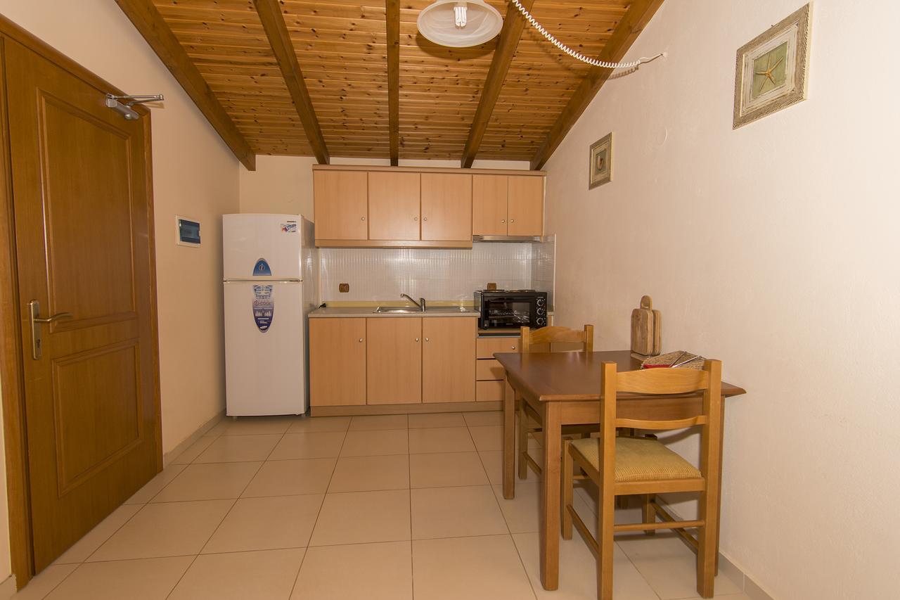 Poseidon Apartments Толон Екстериор снимка