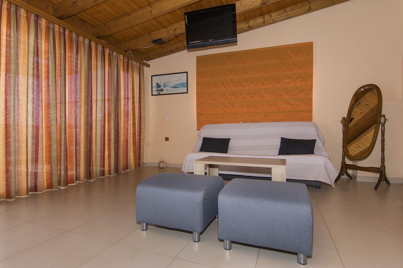 Poseidon Apartments Толон Екстериор снимка