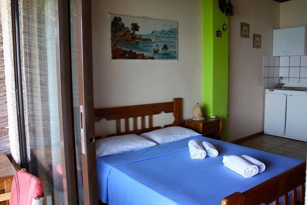 Poseidon Apartments Толон Екстериор снимка